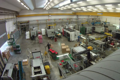 stampaggio materie plastiche e produzione stampi industriali